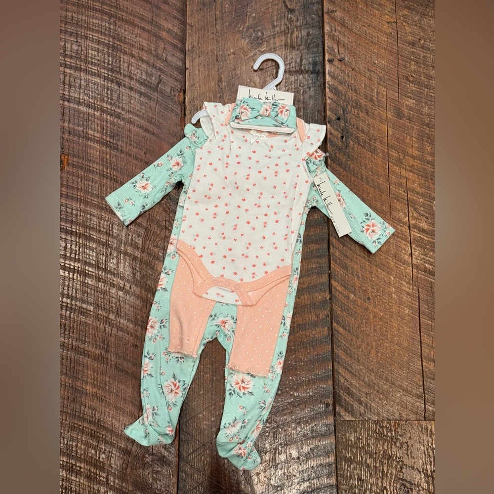 Floral Mint and Peach Kids Outfits (2) with matching bow.  Size 6/9 mos.  NEW